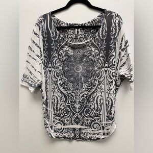 4 for $25 🍒 Bellezza Chic Monochrome Women's Short Sleeve Top